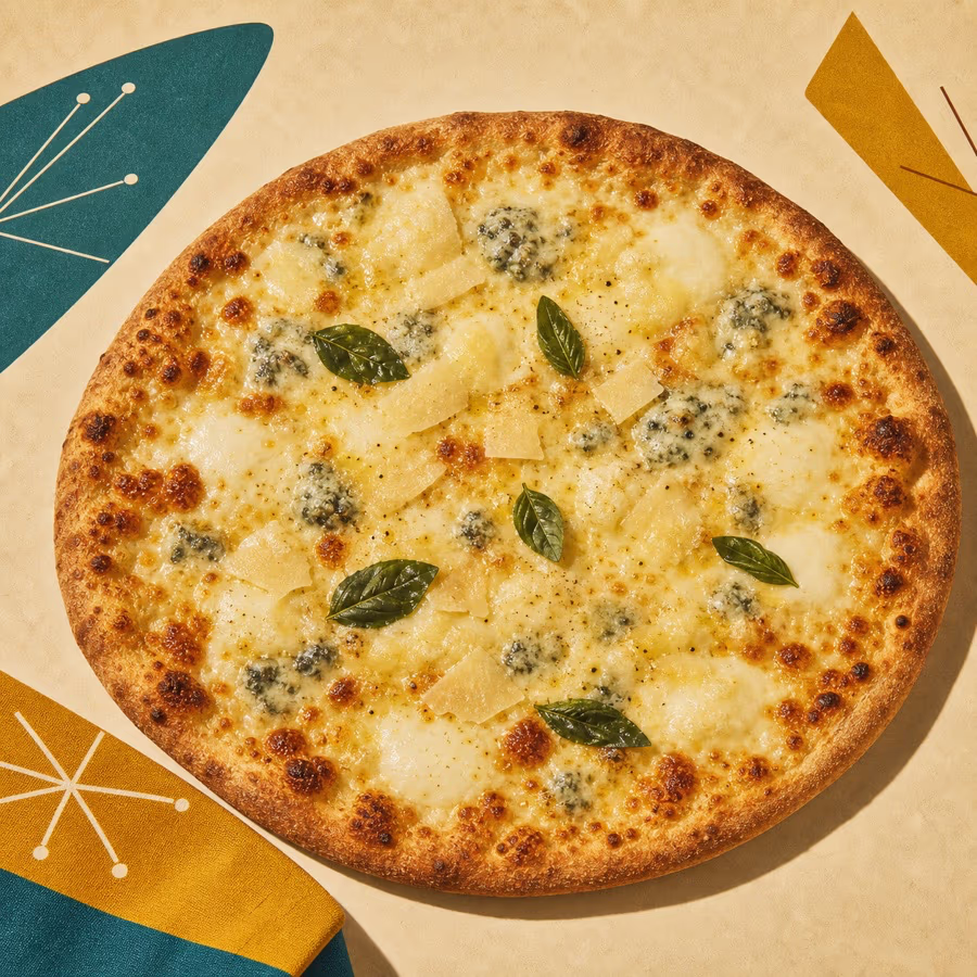 Pizza Quattro Formaggi mit vier geschmolzenen Käsesorten