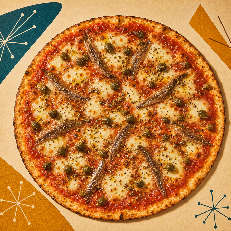Pizza Tonda Romana mit dünnem knusprigem Boden, Sardellen, Kapern, Mozzarella und Oregano