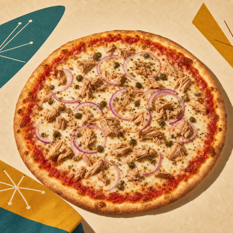 Pizza Tonno mit Thunfisch, Mozzarella, roten Zwiebeln und Kapern